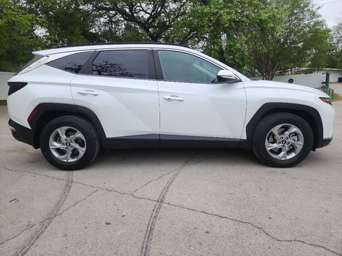 Used 2022 Hyundai Tucson SEL FWD image 9