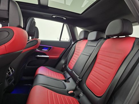 Used 2025 Mercedes-Benz GLC 43 AMG AMG GLC 43 image 20