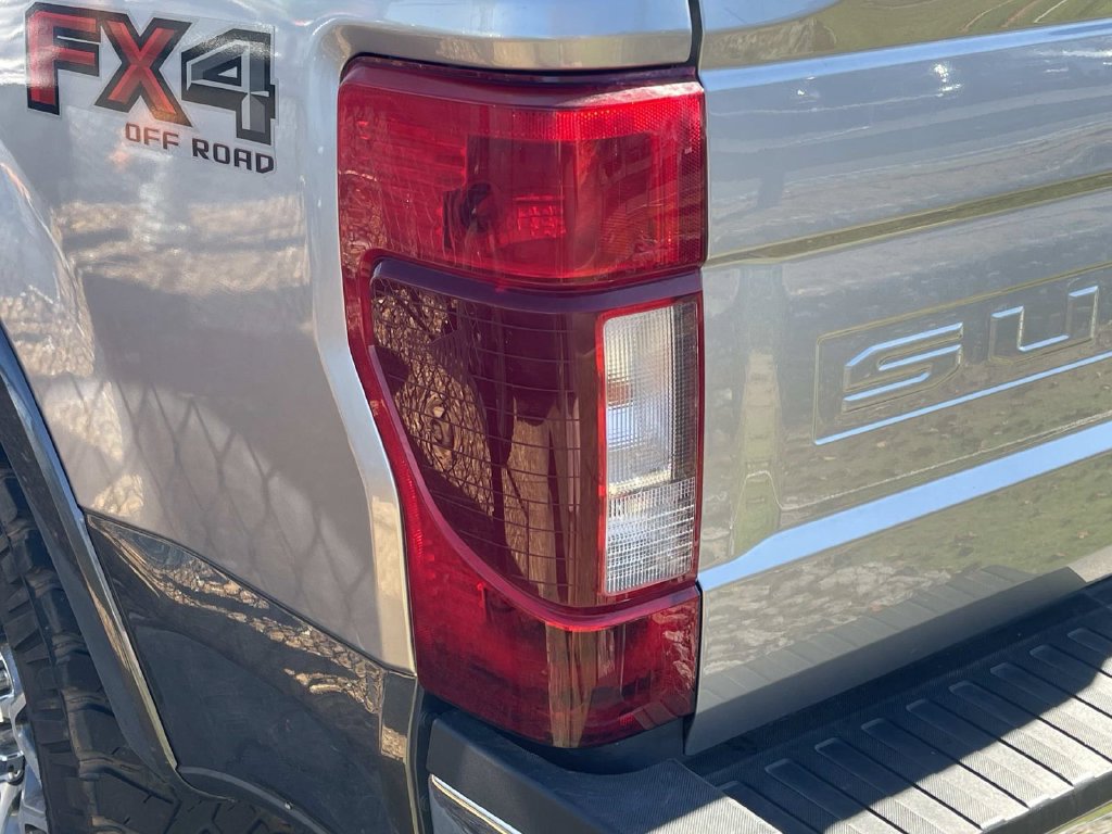 Used 2020 Ford F250 Lariat w/ Lariat Value Package AWD/4WD image 5