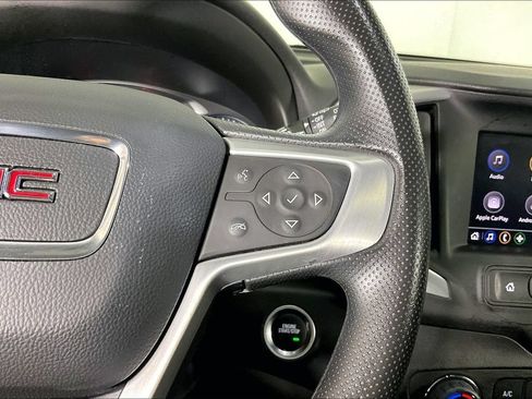 Used 2024 GMC Terrain SLE w/ Driver Convenience Package FWD image 26