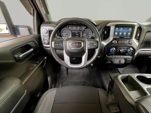 Used 2022 GMC Sierra 2500 SLE w/ SLE Convenience Package AWD/4WD image 9