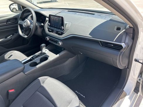 Certified 2025 Nissan Altima 2.5 S FWD image 42