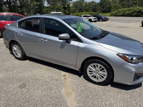 Used 2017 Subaru Impreza 2.0i Premium AWD/4WD image 13