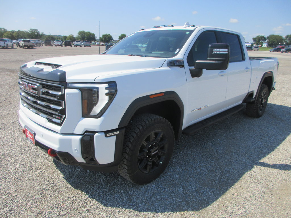 New 2026 GMC Sierra 2500 AT4 w/ AT4 Premium Plus Package AWD/4WD image 10