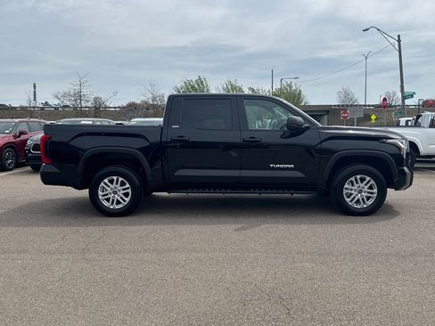 Used 2024 Toyota Tundra SR5 AWD/4WD image 9