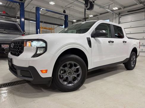 Used 2025 Ford Maverick XLT w/ 4K Tow Package AWD/4WD image 1