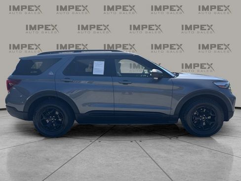 Used 2022 Ford Explorer Timberline image 6