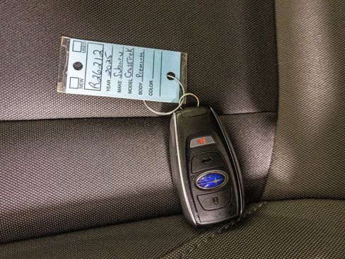 Used 2025 Subaru Crosstrek 2.0i Premium image 44