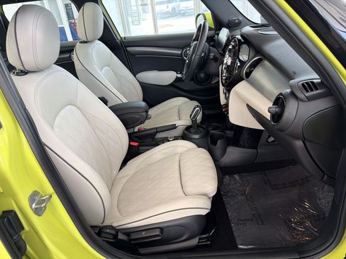 Used 2024 MINI Cooper S FWD image 31
