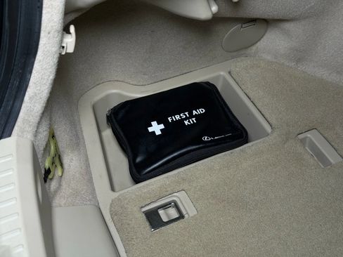 Used 2011 Lexus IS 250C image 48