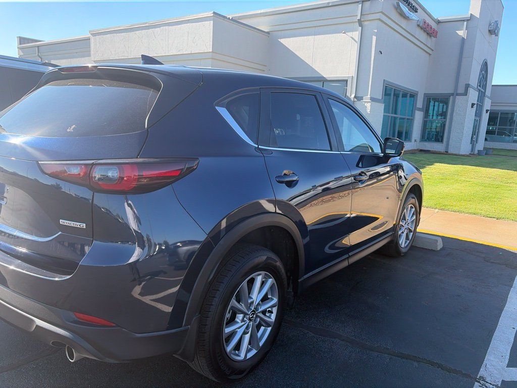Used 2023 MAZDA CX-5 AWD 2.5 S w/ Select Package image 5