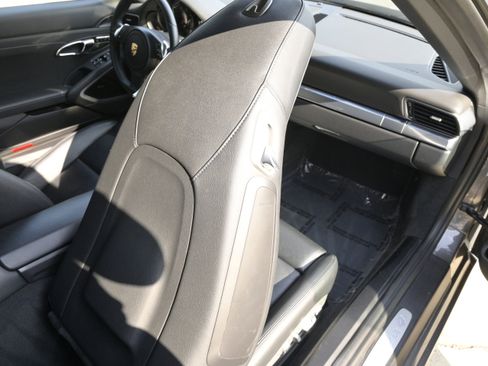 Used 2016 Porsche 911 Carrera 4 image 37