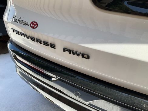 Certified 2024 Chevrolet Traverse RS image 7