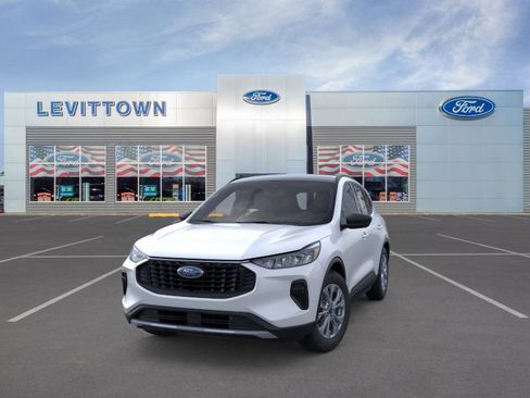 New 2025 Ford Escape Active w/ Tech Pack #1 AWD/4WD image 2