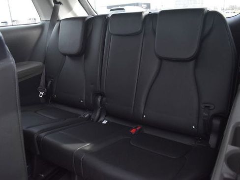 New 2026 Kia Carnival LXS image 17