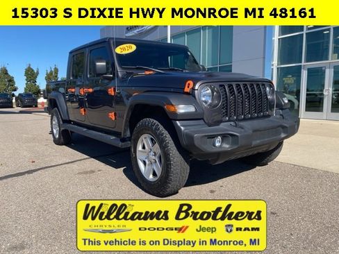 Used 2020 Jeep Gladiator Sport w/ Quick Order Package 24S image 3