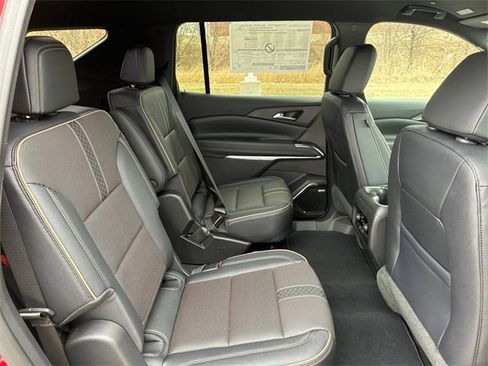 New 2026 Chevrolet Traverse High Country image 15