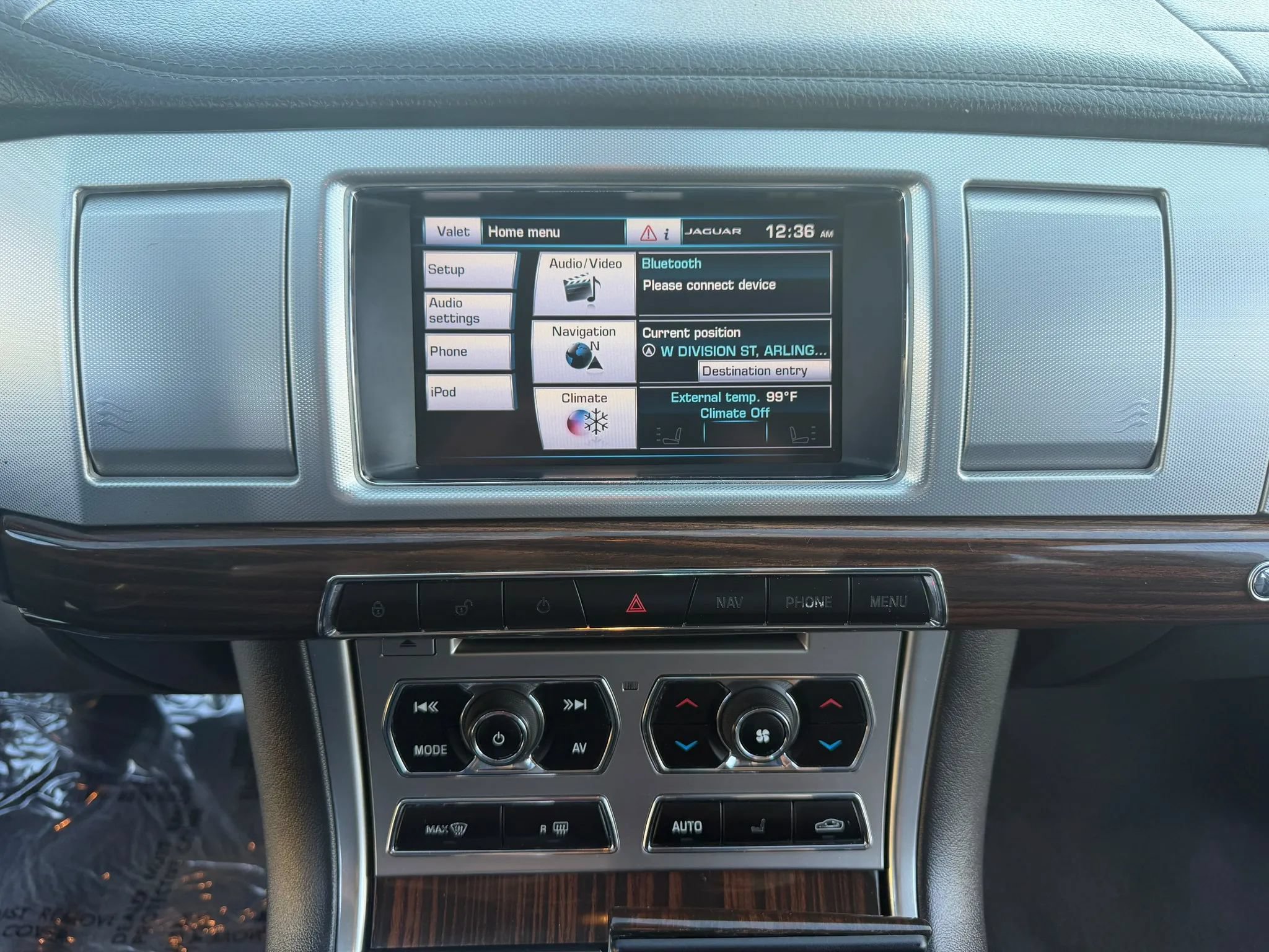 Used 2014 Jaguar XF RWD image 20