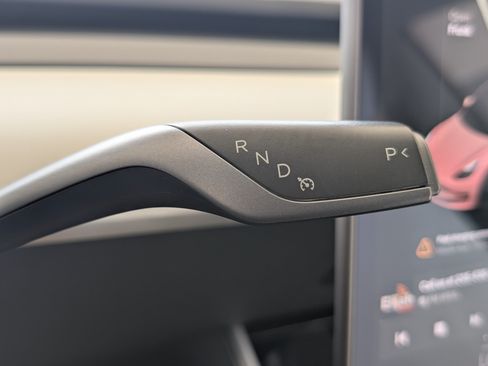 Used 2020 Tesla Model 3 Standard Range Plus RWD image 30