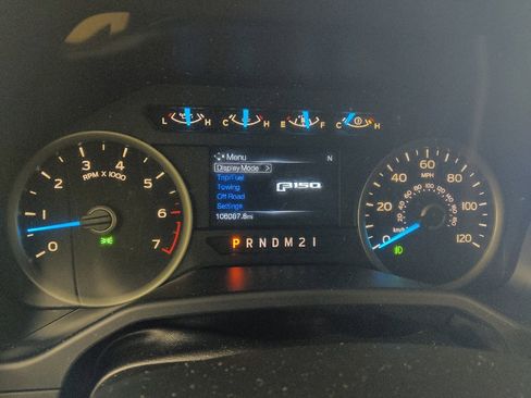 Used 2015 Ford F150 XLT w/ Equipment Group 302A Luxury image 23