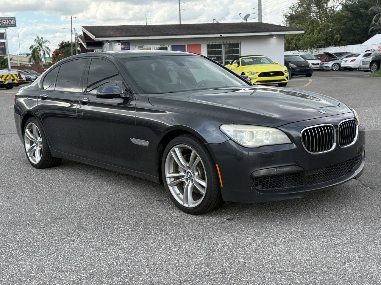 Used 2015 BMW 740i RWD image 19