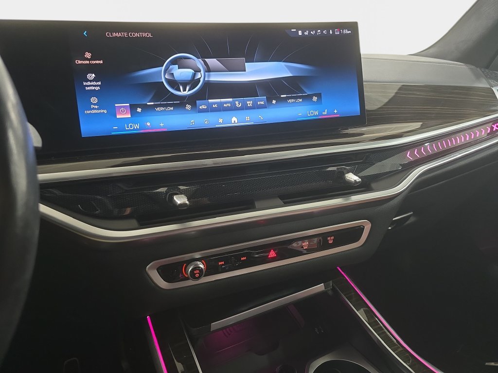 Certified 2024 BMW X7 xDrive40i w/ Executive Package AWD/4WD image 13