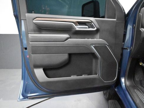 Used 2026 Chevrolet Silverado 3500 LT AWD/4WD image 11