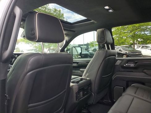 Certified 2024 GMC Sierra 2500 AT4X AWD/4WD image 9