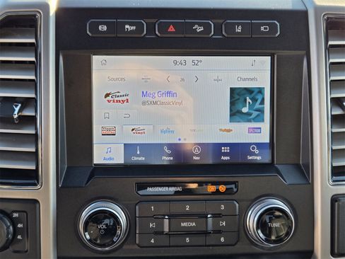 Used 2020 Ford F250 Platinum w/ FX4 Off-Road Package image 14