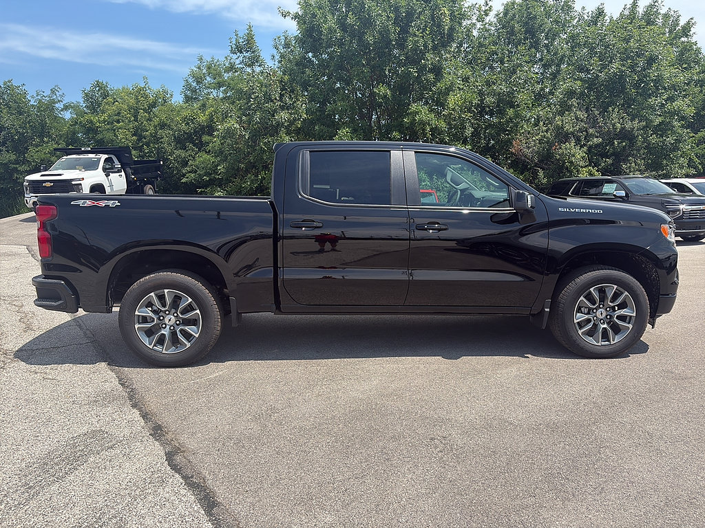 New 2026 Chevrolet Silverado 1500 RST w/ RST All Star Premium Package AWD/4WD image 7