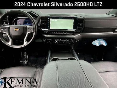 Used 2024 Chevrolet Silverado 2500 LTZ w/ LTZ Premium Package image 10