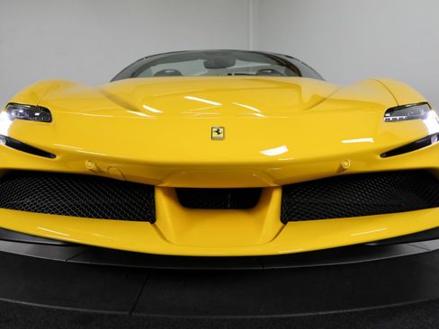Used 2025 Ferrari SF90 Spider AWD/4WD image 17