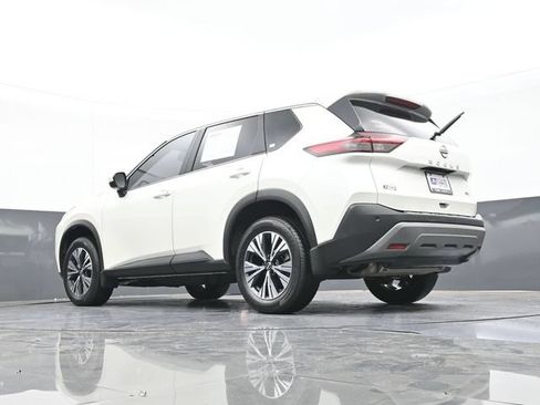 Used 2023 Nissan Rogue SV FWD image 47