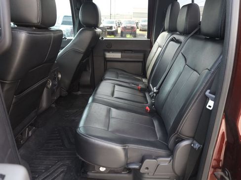 Used 2015 Ford F250 Lariat w/ Lariat Ultimate Package AWD/4WD image 17