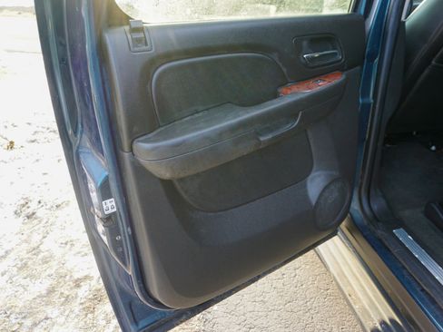 Used 2007 Chevrolet Avalanche LT w/ LT Preferred Equipment Group image 29