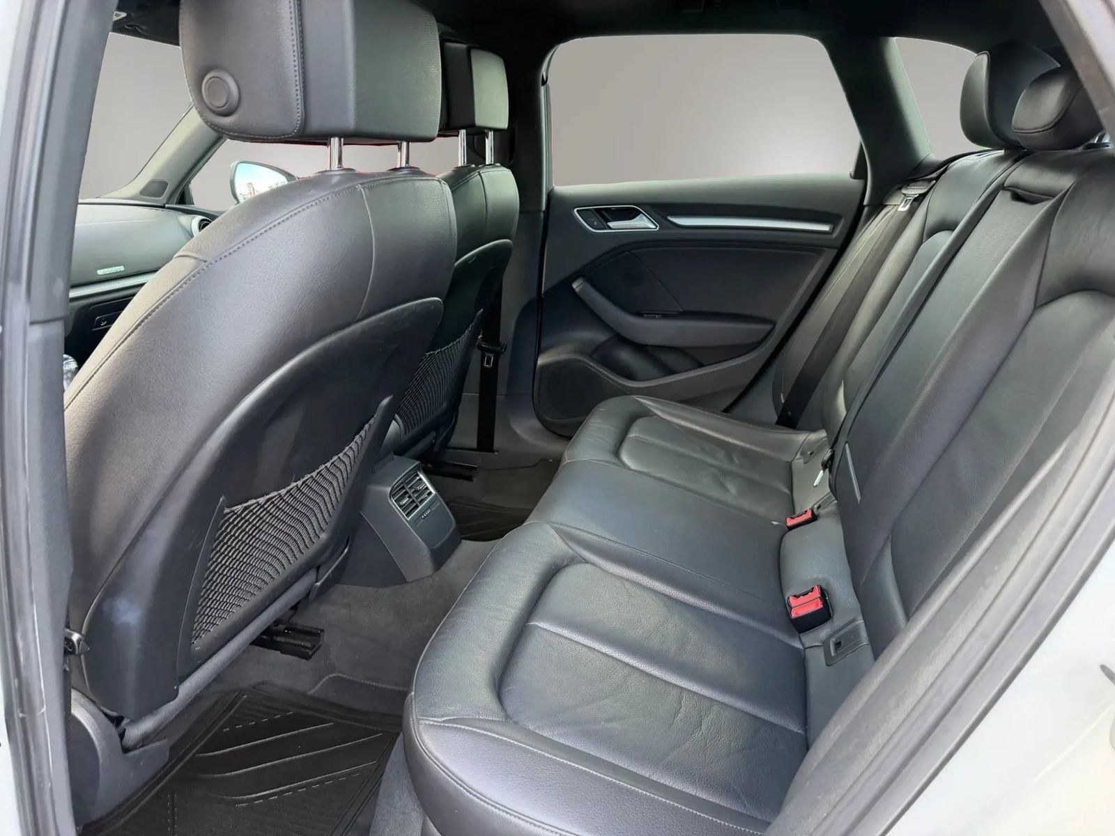 Used 2017 Audi A3 e-tron Premium FWD image 15