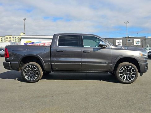 New 2025 RAM 1500 Limited image 9