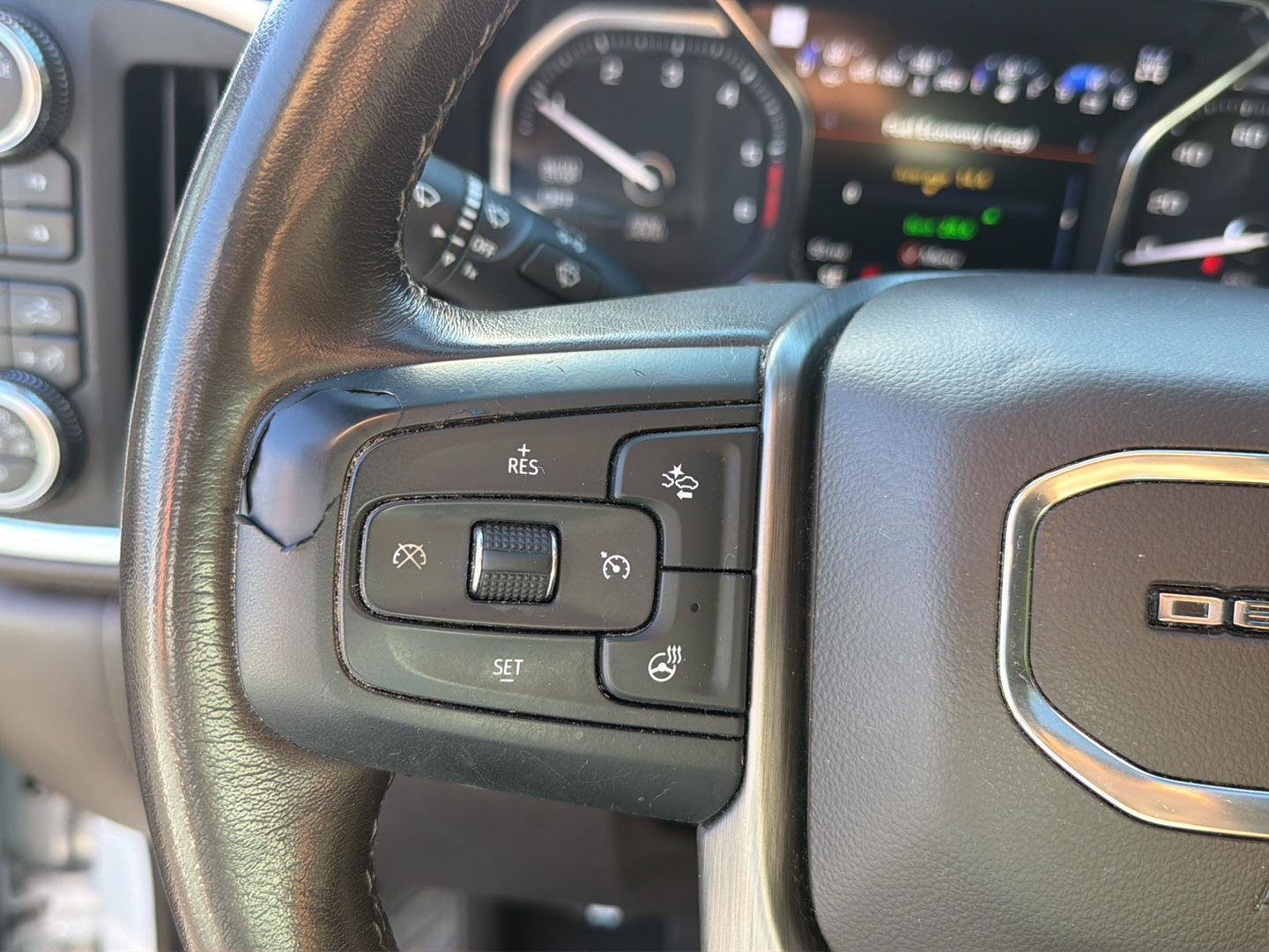 Used 2021 GMC Sierra 1500 Denali w/ Denali Ultimate Package AWD/4WD image 21
