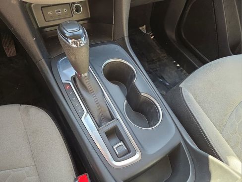 Used 2019 Chevrolet Equinox LS w/ LS Convenience Package image 30