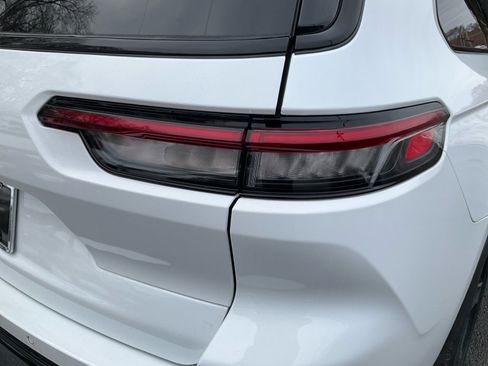 Used 2024 Jeep Grand Cherokee L Altitude image 32