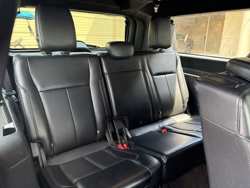 Used 2020 Ford Expedition Max XLT w/ Equipment Group 202A RWD image 14