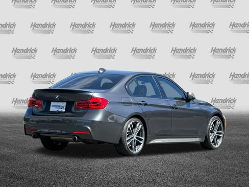 Used 2018 BMW 340i Sedan w/ Executive Package RWD image 5
