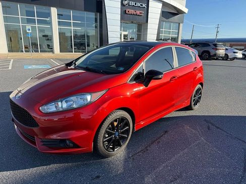 Used 2019 Ford Fiesta ST-Line w/ ST Line Cold Weather Package image 7