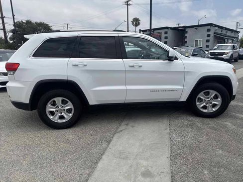Used 2014 Jeep Grand Cherokee Laredo w/ Quick Order Package 23E RWD image 4