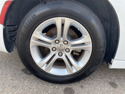 Used 2023 Dodge Charger SXT RWD image 35