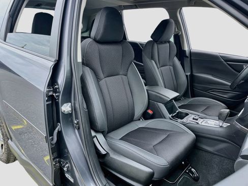 Used 2023 Subaru Forester Premium AWD/4WD image 27