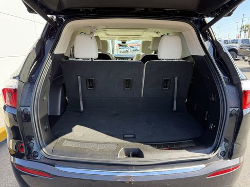 Used 2023 Buick Enclave Premium w/ Experience Buick Package image 8
