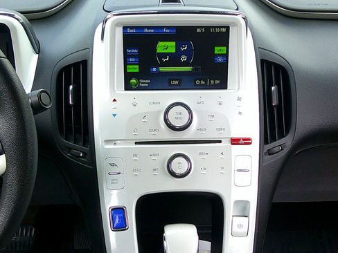 Used 2013 Chevrolet Volt image 32