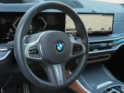 Used 2025 BMW X5 sDrive40i w/ M Sport Package RWD image 10