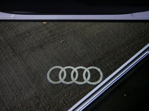 Used 2025 Audi Q6 e-tron Premium Plus w/ Premium Plus image 34